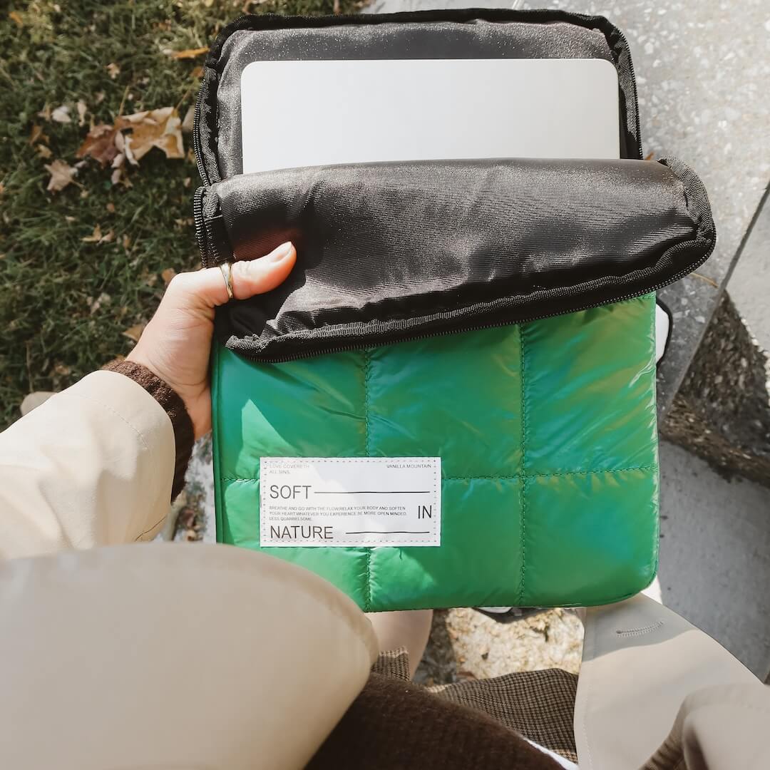 Puffer MacBook & iPad Case